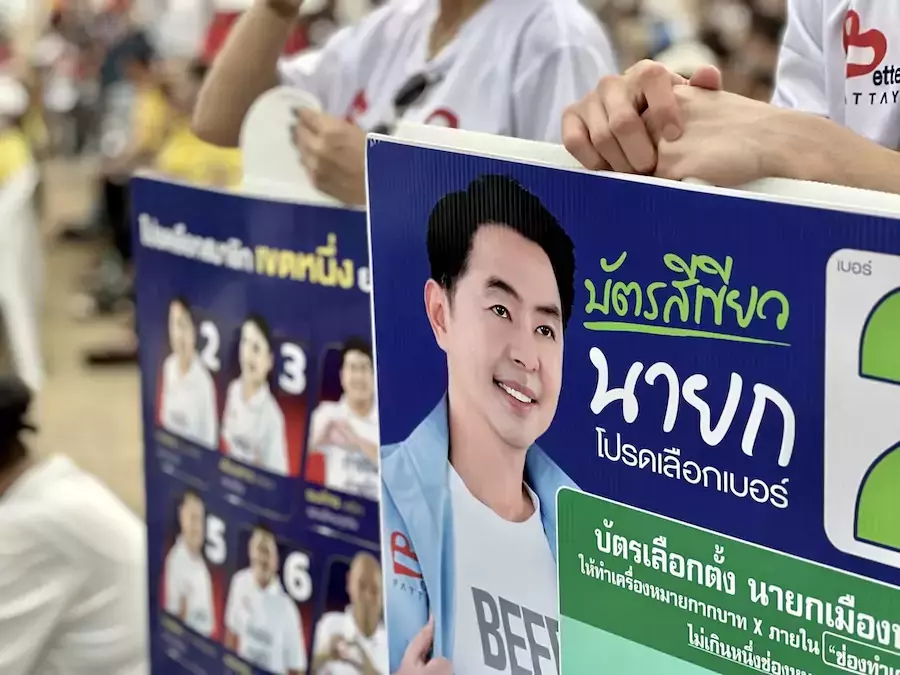 PATTAYA – POLITIQUE : Le Parti du Peuple défie les réseaux politiques traditionnels