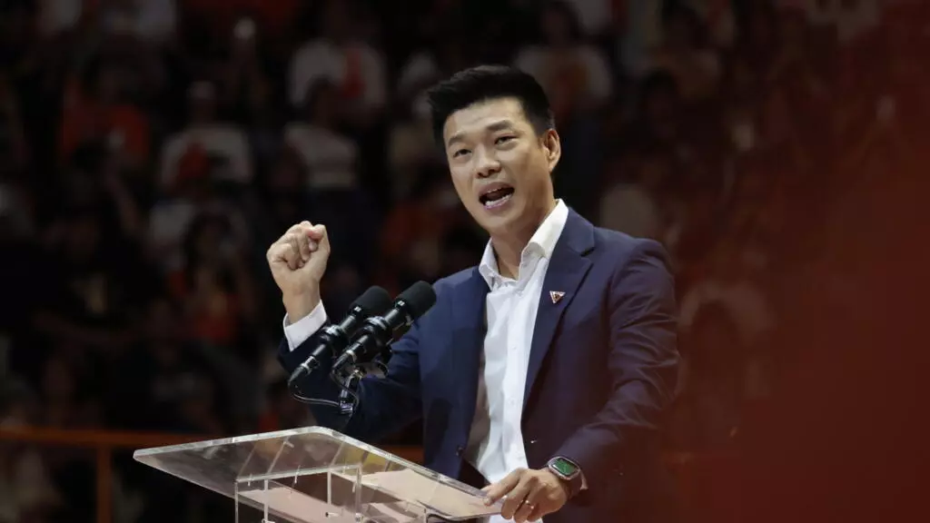 Thaïlande: le chef de l'opposition jugé pour avoir voulu réformer la loi de lèse-majesté