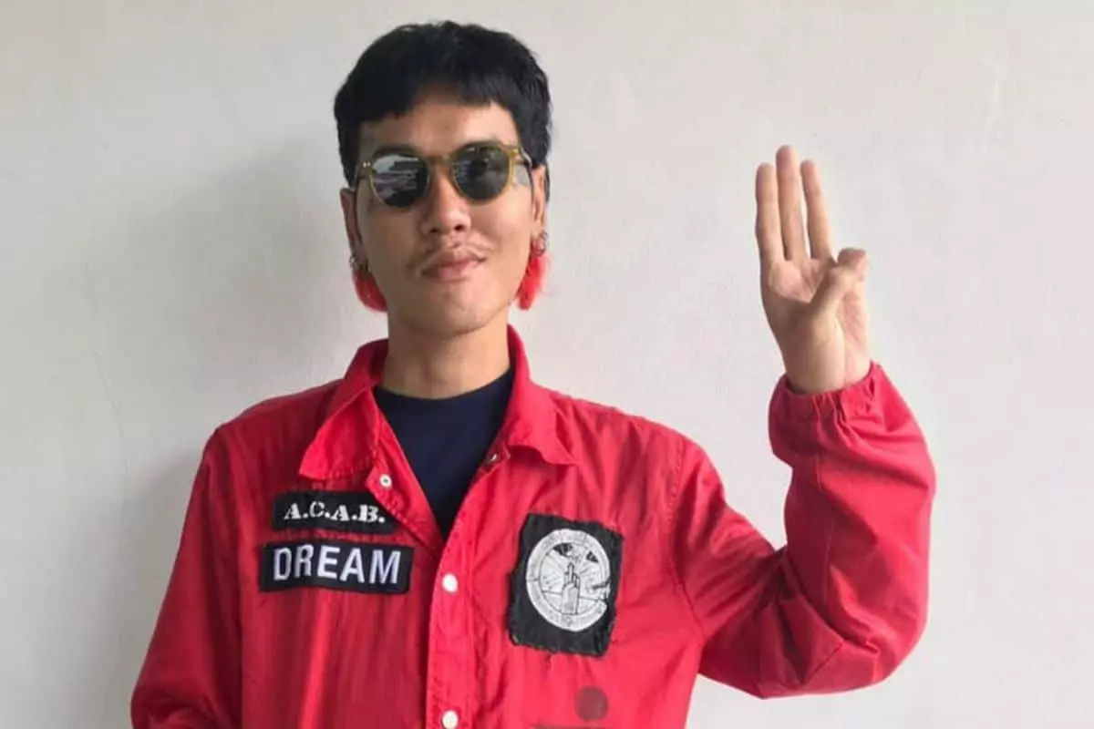 THAÏLANDE – MONARCHIE : L’activiste Mongkol « Busbas » Thirakhot condamné à 46 ans de prison pour crime de lèse-majesté