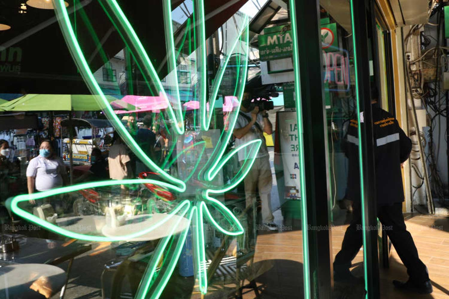Les utilisateurs de cannabis en Thaïlande 'auront besoin de certificats médicaux'