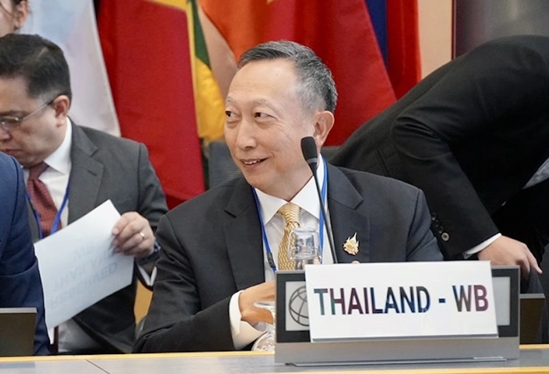 THAÏLANDE – POLITIQUE : Vorapak Tanyawong, vice-ministre des Finances, démissionne suite à des allégations d’escroquerie