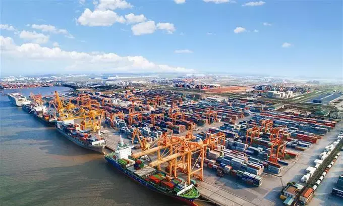 Vietnam : le commerce extérieur dépasse 1 000 milliards de dollars