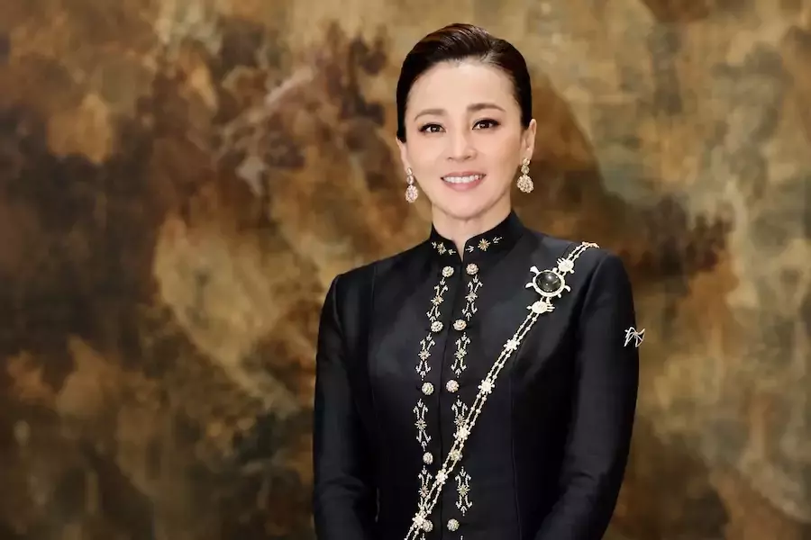THAÏLANDE – MONARCHIE : Le royaume célèbre l’anniversaire de la reine Suthida