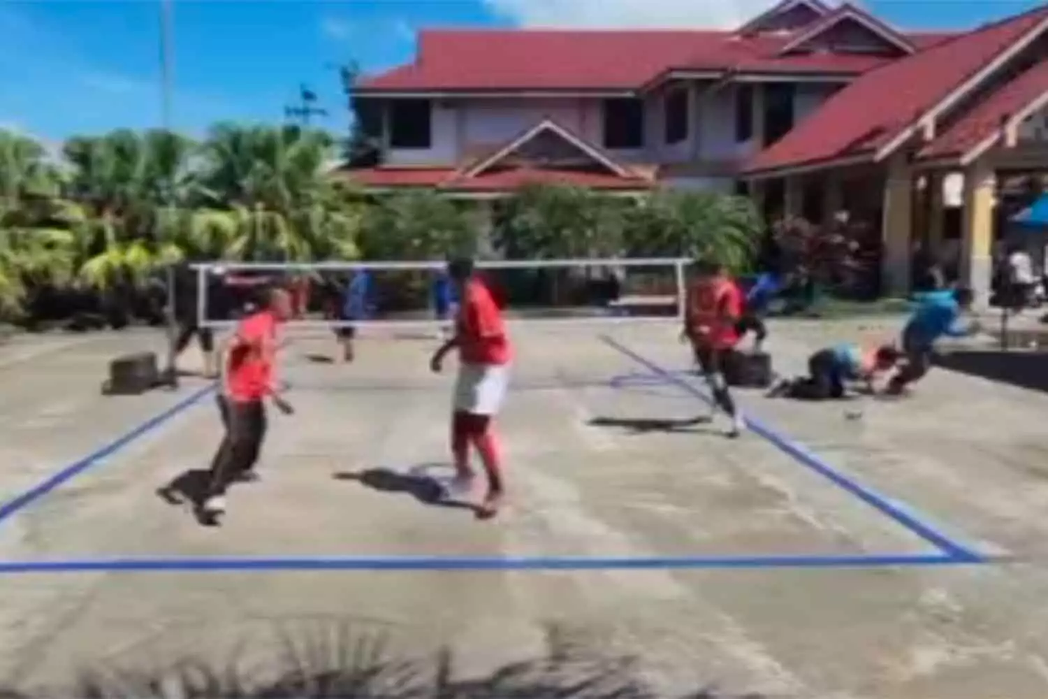 Des tireurs thaïlandais du sud attaquent un événement sportif