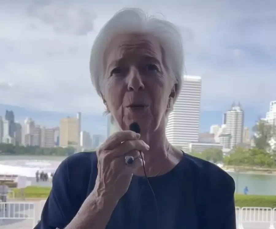 BANGKOK – ÉCONOMIE : Christine Lagarde est arrivée en Thaïlande pour les réunions du FMI et de la Banque mondiale