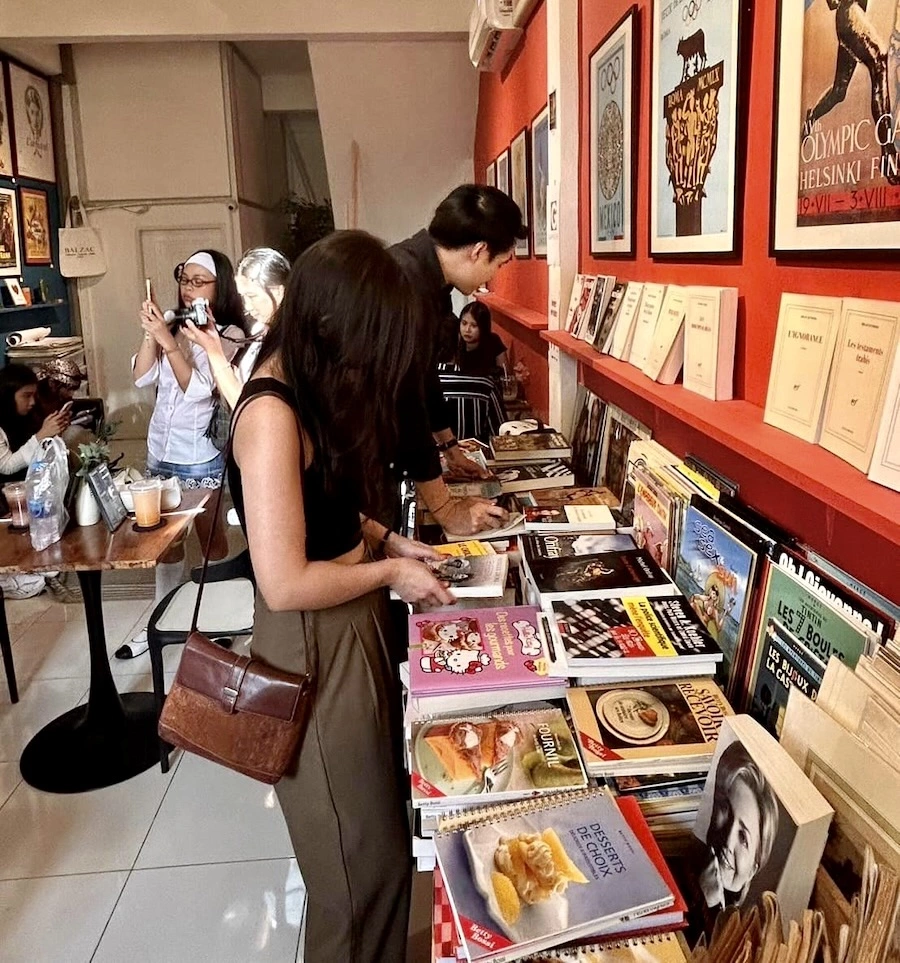 BANGKOK – GAVROCHE : Rien de tel qu’un rendez-vous au Balzac