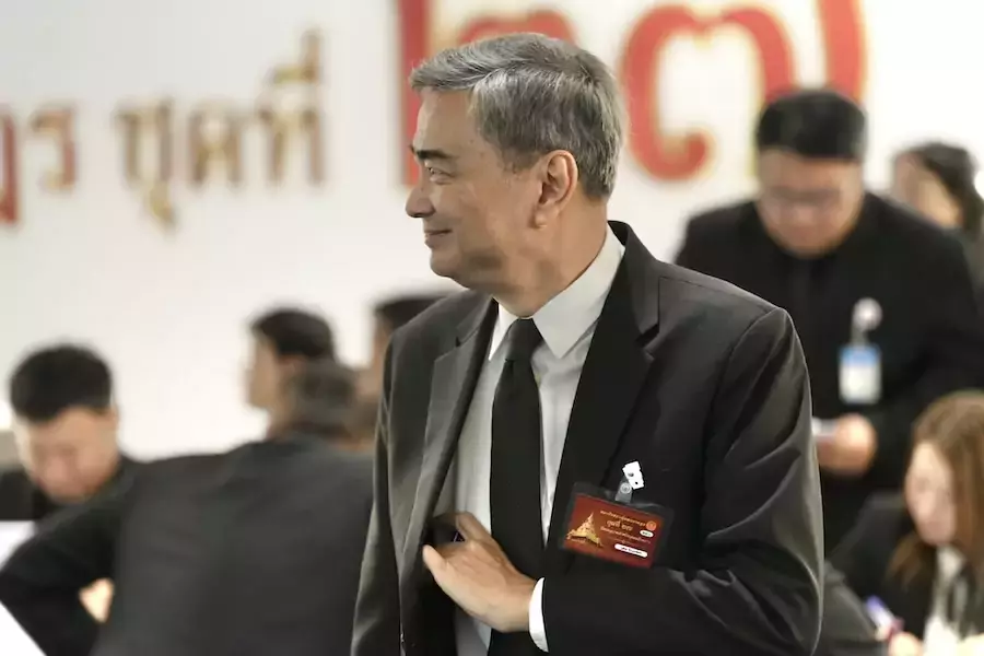 THAÏLANDE – POLITIQUE : Les démocrates préparent leur candidat pour Bangkok