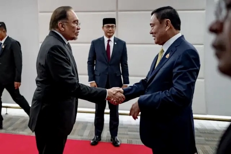 THAÏLANDE – POLITIQUE : Thaksin interdit de voyage au Qatar