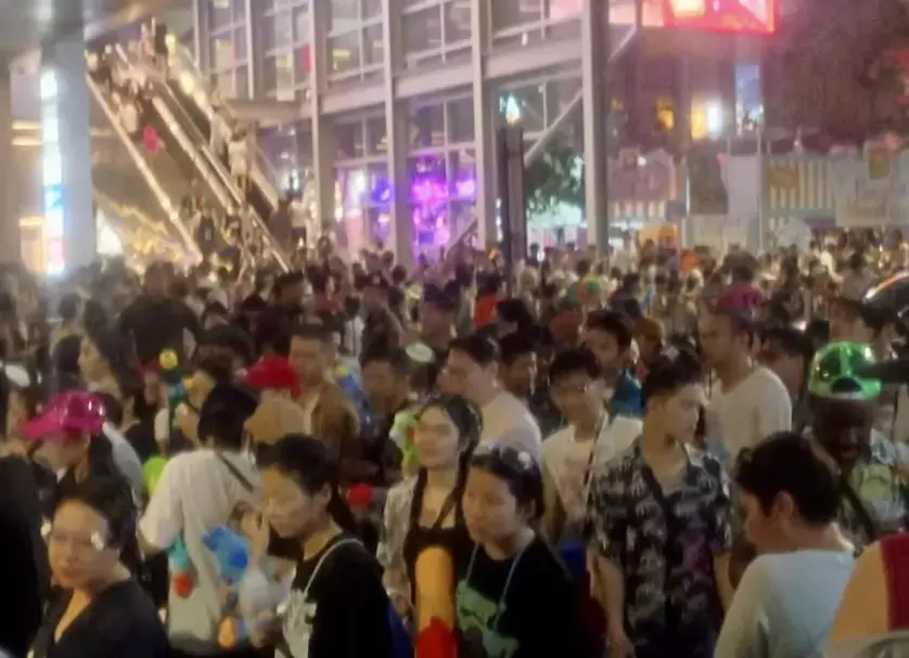 THAÏLANDE – SOCIÉTÉ : Le nouvel an Thaï 2026, c’est ça (et les touristes adorent)