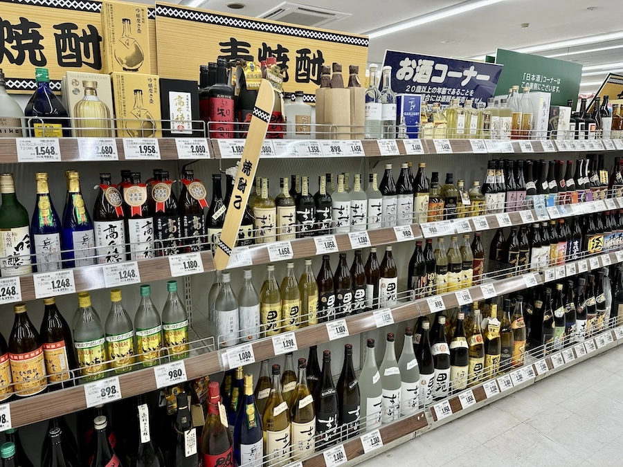 JAPON – ÉCONOMIE : L’optimisme des entreprises et des consommateurs peut-il durer malgré la volatilité industrielle ?