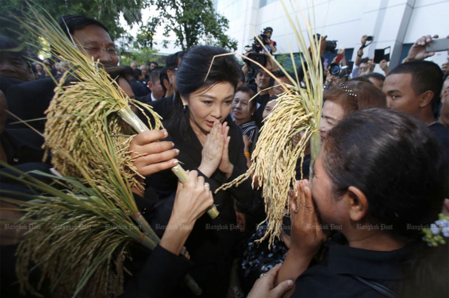 L'ex-PM Yingluck a ordonné le paiement de 10 milliards de bahts pour les pertes du programme de riz thaïlandais.