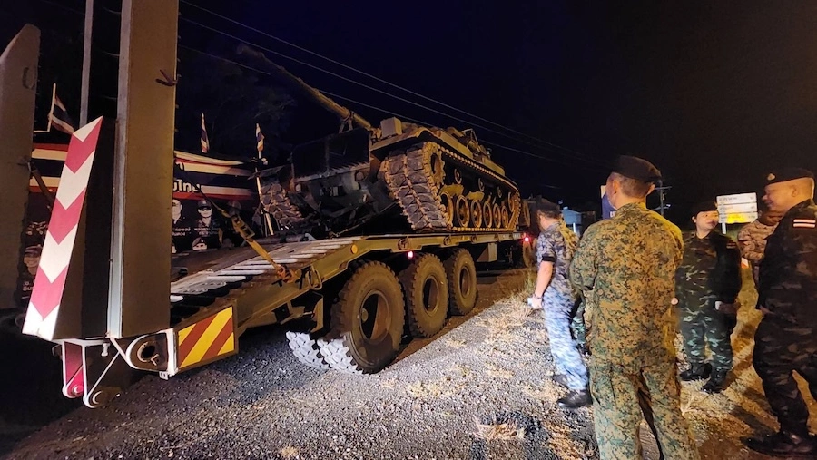 THAÏLANDE – DÉFENSE : Retrait des chars lourds à la frontière cambodgienne