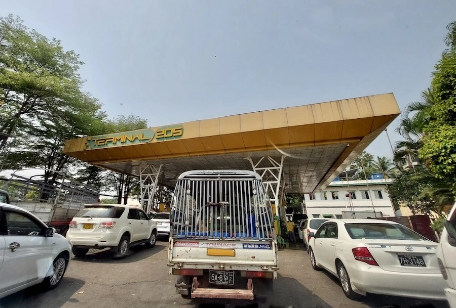 BIRMANIE – SOCIÉTÉ : Le pays risque de se retrouver à court d’essence