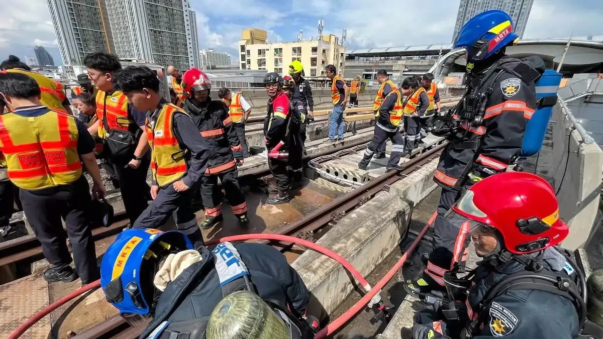 BANGKOK – SOCIÉTÉ : Après l’incendie de Tao Poon, le MRT vise un retour à la normale