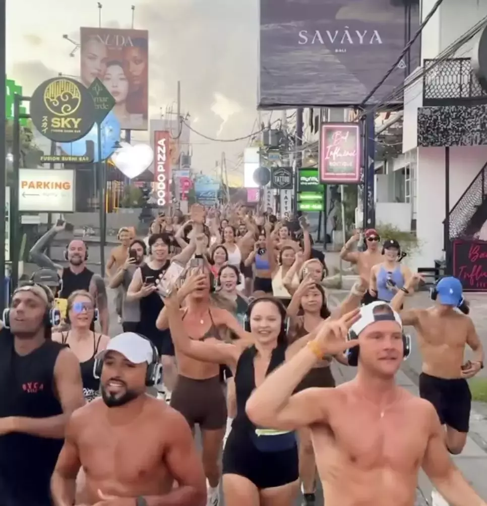BALI – SOCIÉTÉ : Une course entre expatriés relance le débat sur la place des étrangers