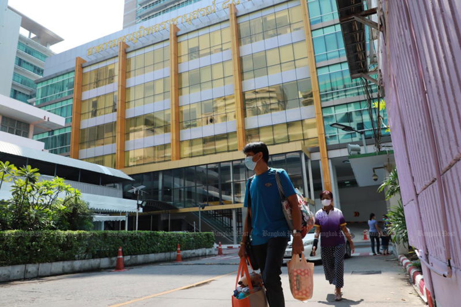Le ministre soulève des préoccupations dans l'affaire impliquant trois médecins de Thaksin
