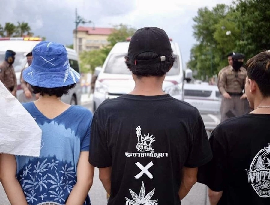 THAÏLANDE – SANTÉ : Le collectif « Cannabis Future » accuse le ministre de favoriser les grands groupes