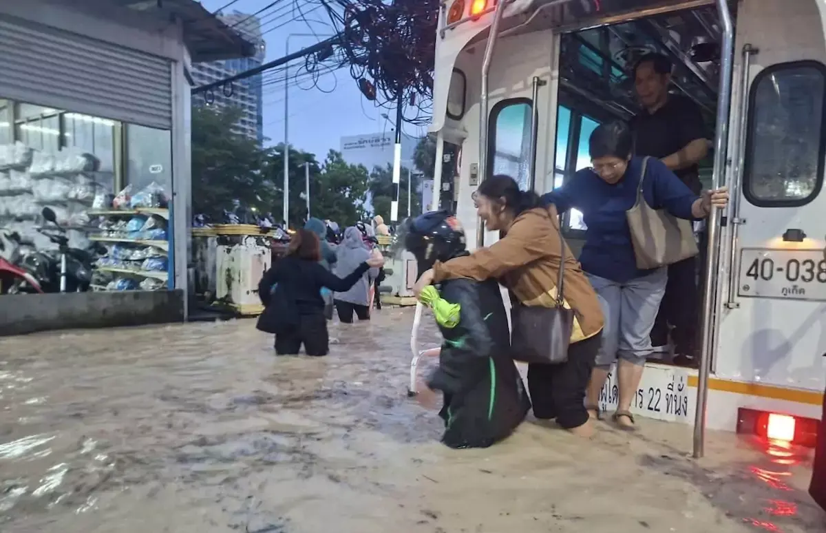 Phuket : entre inondations et glissements de terrain, l’alerte demeure