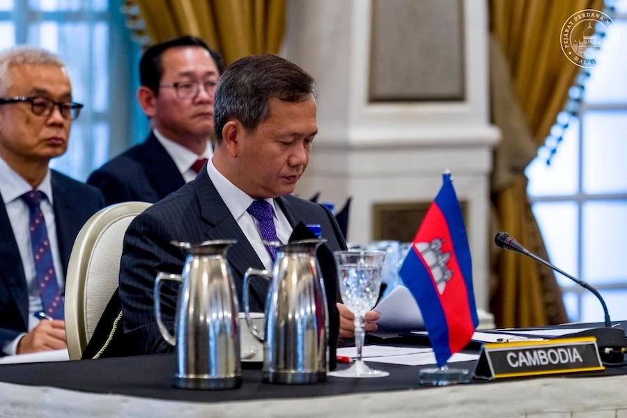 THAÏLANDE – CAMBODGE : Le Premier ministre Cambodgien Hun Manet salue son nouvel homologue thaïlandais