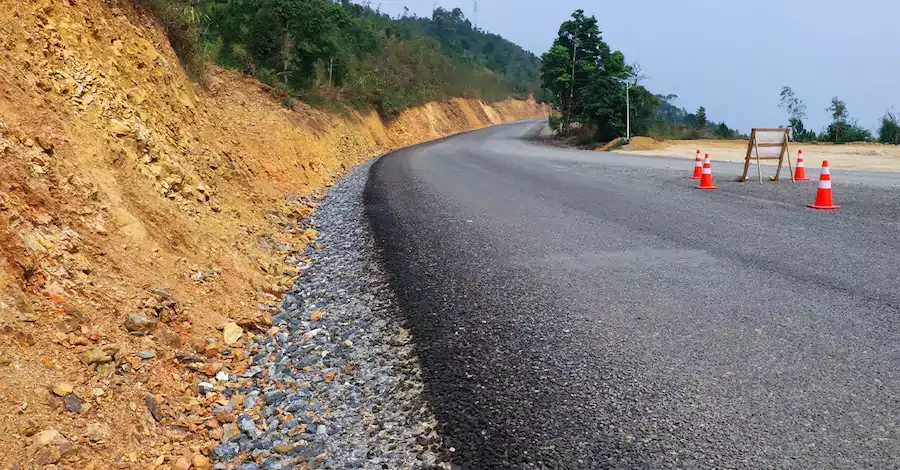 LAOS – INFRASTRUCTURES : La route Vientiane–Luang Prabang rouverte à la circulation