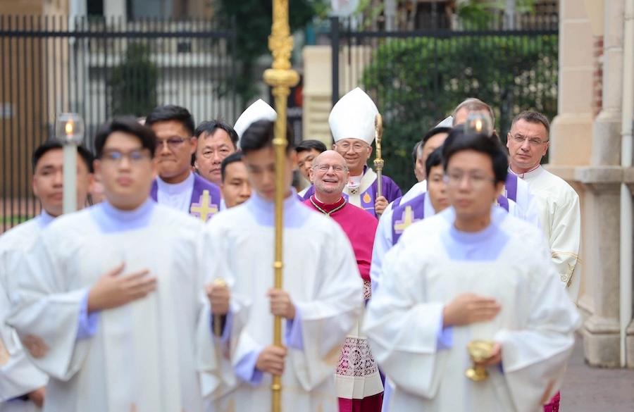 THAÏLANDE – RELIGION : Le représentant du Pape prie pour un Noël de paix