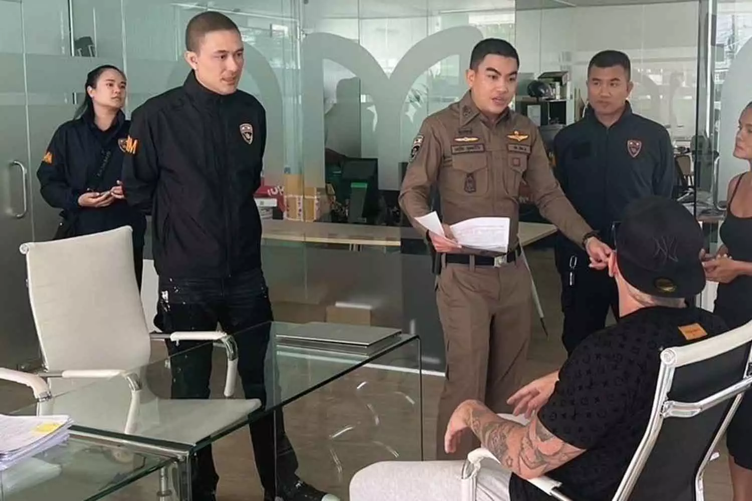 Deux fugitifs britanniques arrêtés à Koh Samui