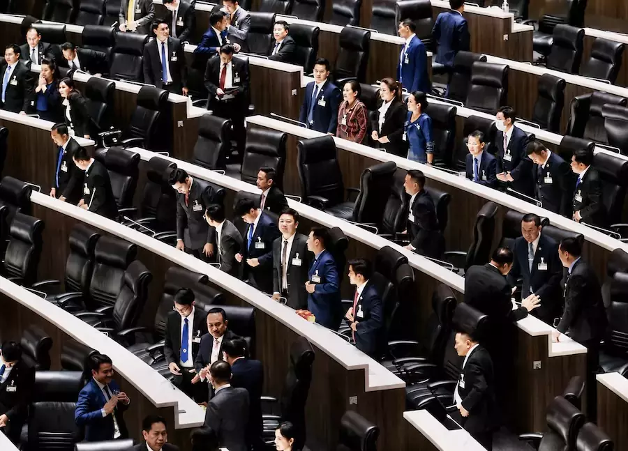 THAÏLANDE – POLITIQUE : Une amnistie politique qui divise toujours