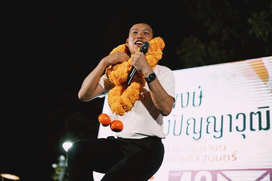 THAÏLANDE – POLITIQUE : Natthaphong Ruengpanyawut en tête de la course au poste de Premier ministre