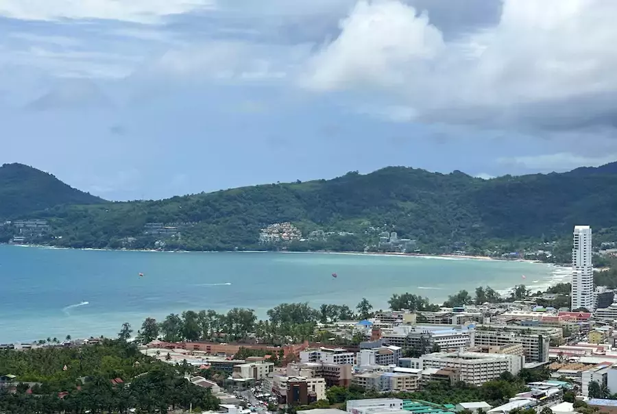 PHUKET – POLITIQUE : La grande reprise en main de Bangkok est en marche