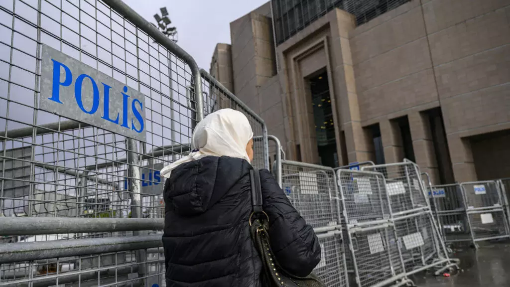 Drogue: dix ans de prison en Turquie pour deux jeunes «mules» françaises