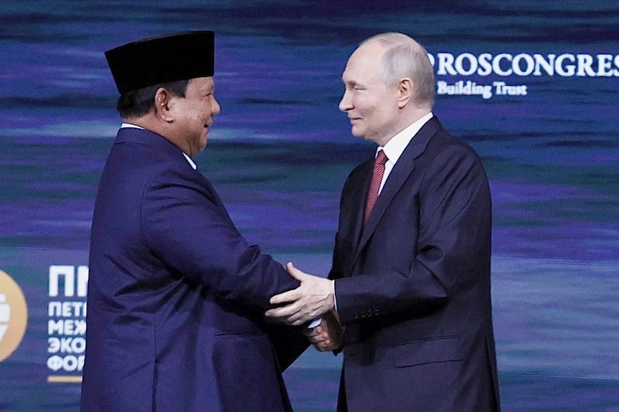 INDONÉSIE – DIPLOMATIE : L’axe Jakarta-Moscou fonctionne à plein
