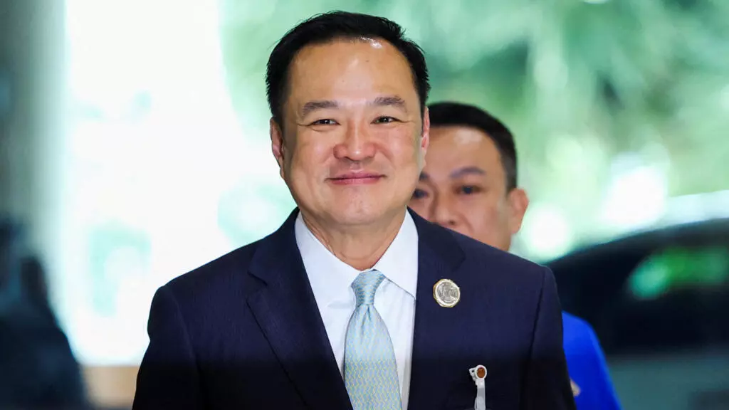 Thaïlande: la jeunesse, qui avait voté pour le camp progressiste, déçue du nouveau Premier ministre