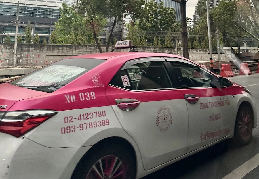 THAÏLANDE – SOCIÉTÉ : Le « Digital Taxi Meter » modernise les taxis