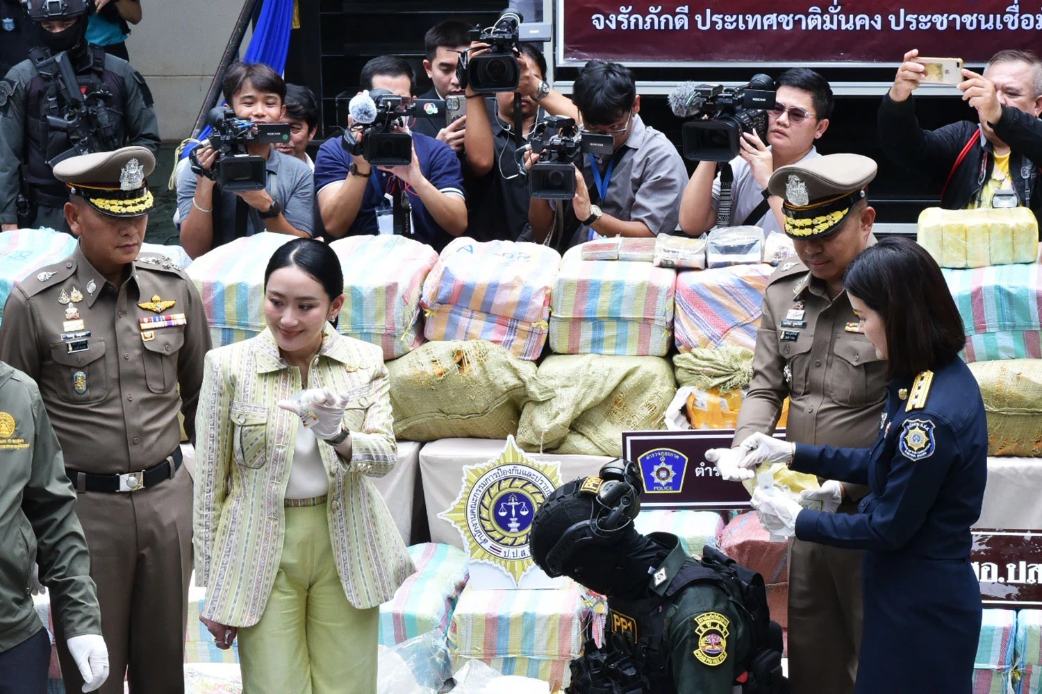 720 kg de méthamphétamine saisis à Ayutthaya