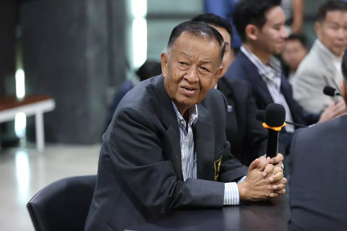 THAÏLANDE – POLITIQUE : La Chambre se réunit pour débattre du budget et des coupes