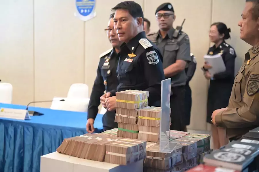 THAÏLANDE – JUSTICE : Influenceurs, célébrités et millions de bahts saisis dans un scandale Forex