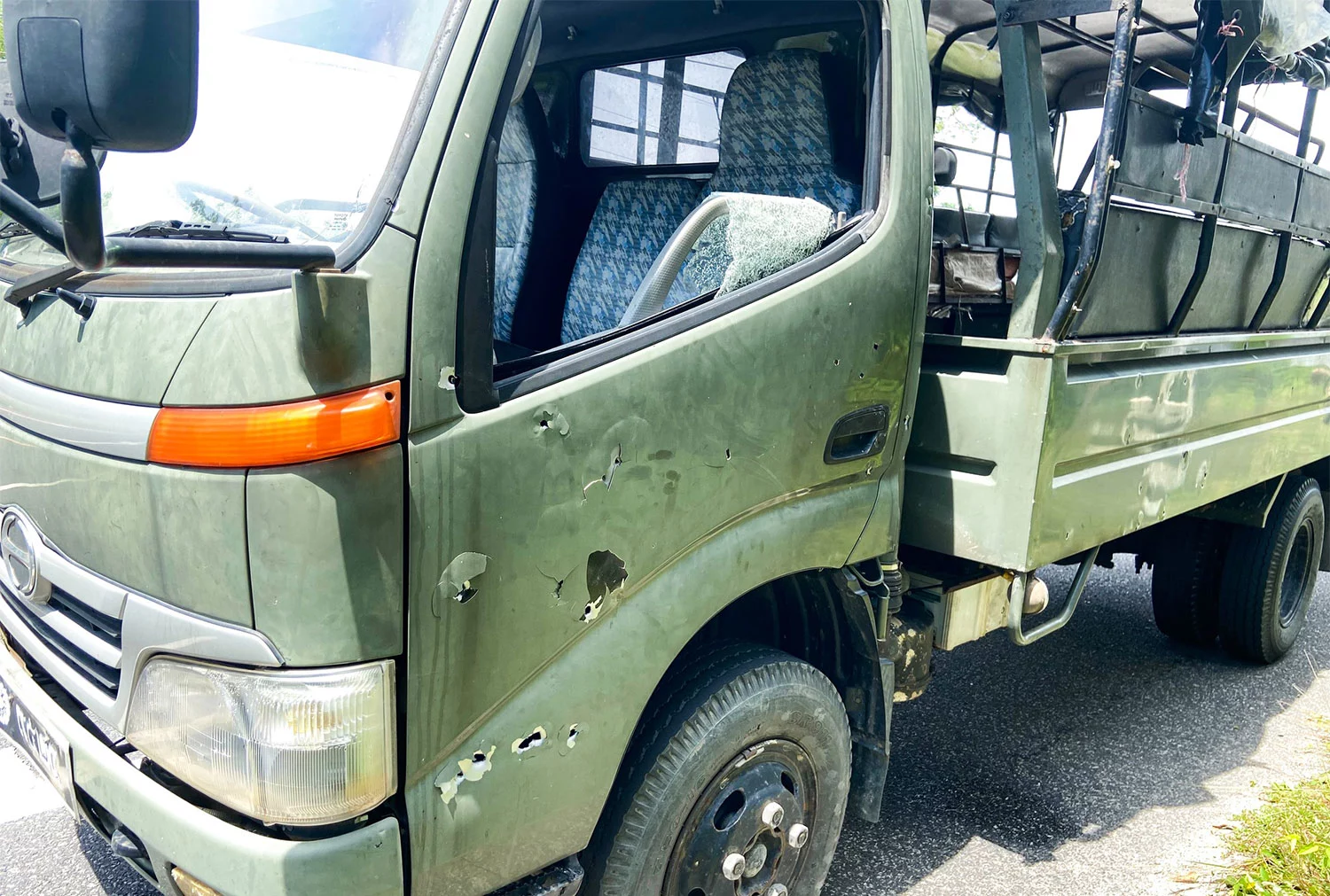 Gardien de l'armée, volontaire blessé par une bombe de Pattani.