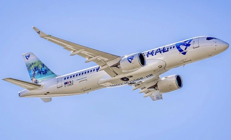 THAÏLANDE – TOURISME : Air Austral : un Boeing frappé par la foudre immobilisé à Bangkok