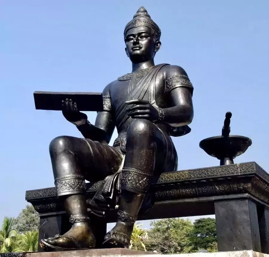 THAÏLANDE – HISTOIRE : Mieux comprendre et connaitre la monarchie Thaïlandaise