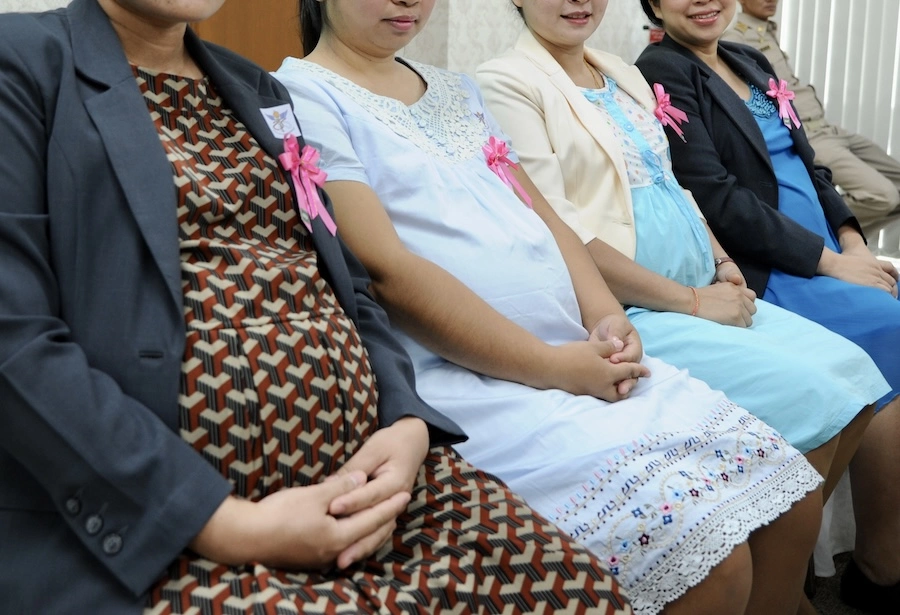 THAÏLANDE – SOCIÉTÉ : Le congé maternité et parental élargi par une nouvelle loi du travail