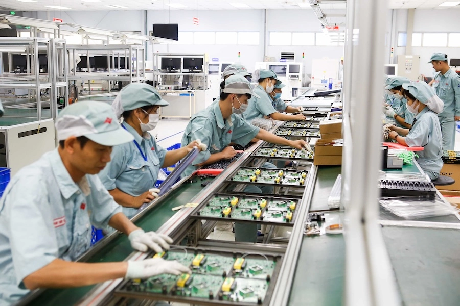 VIETNAM – ÉCONOMIE : Viettel lance la construction de la première usine de puces informatiques
