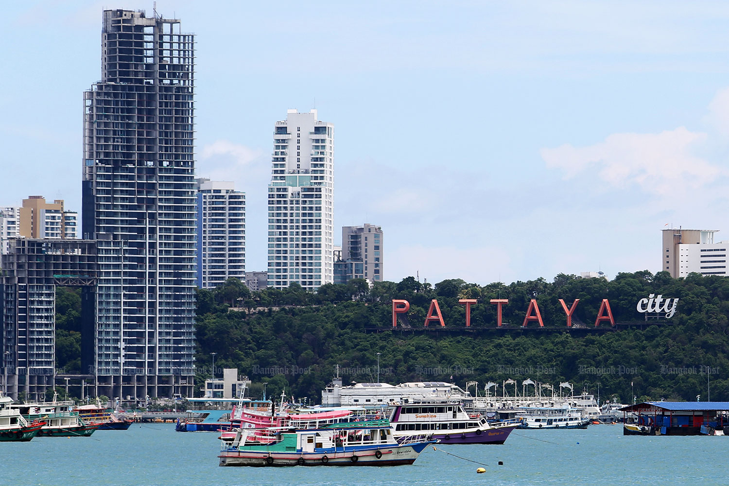 Australien en fauteuil roulant victime d'un cambriolage par sa petite amie à Pattaya
