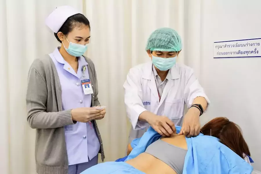 THAÏLANDE – SANTÉ : Le royaume accueillera le sommet mondial de l’OMS sur la médecine traditionnelle en 2027