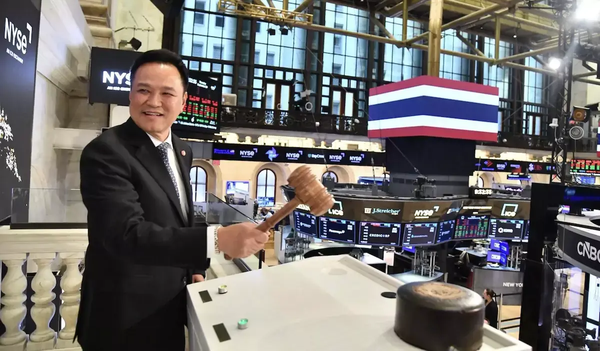 THAÏLANDE – MARCHÉ : À Wall Street, Anutin accompagne le rapprochement des Bourses thaïlandaise et américaine
