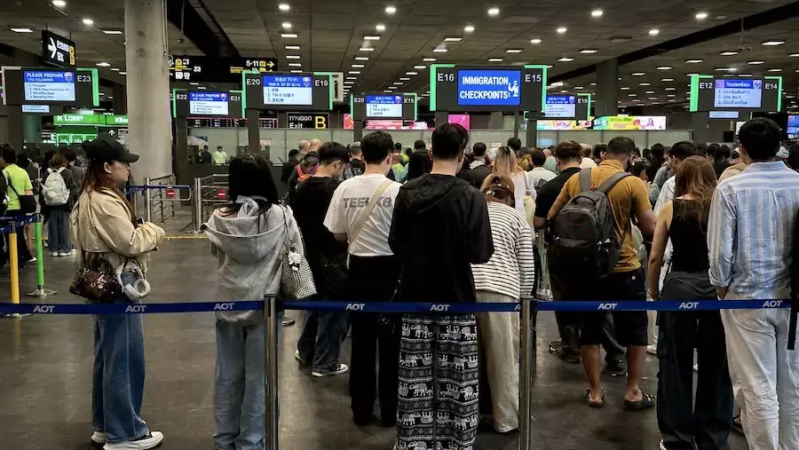 THAÏLANDE – SOCIÉTÉ : La Thaïlande durcit-elle vraiment sa politique envers les étrangers ?