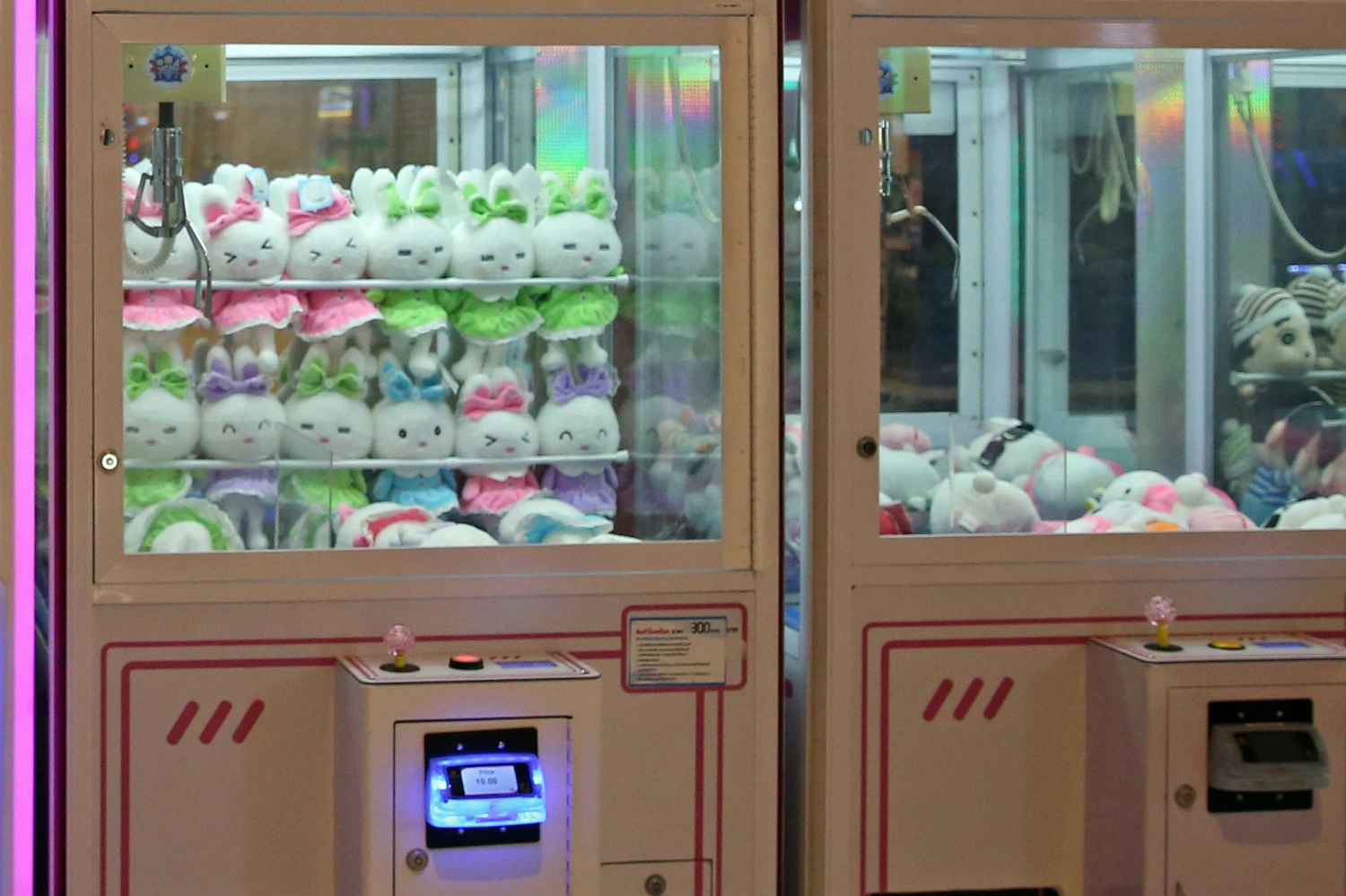 16 machines  à gagner détectées à Nakhon Si Thammarat en raison des craintes de jeu chez les jeunes.