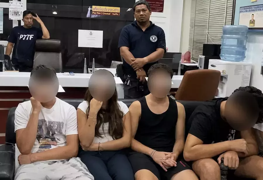BANGKOK – SOCIÉTÉ : Comment une dispute dans le BTS est devenue une affaire nationale