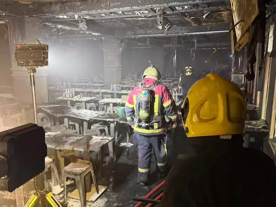 BANGKOK – INCENDIE : Pourquoi le Rong Beer ravive le souvenir du Santika Club et du Mountain B