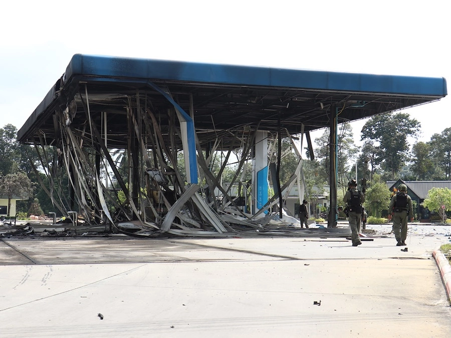 THAÏLANDE – ATTENTATS : Attaques coordonnées dans le sud du royaume, 11 stations-service visées
