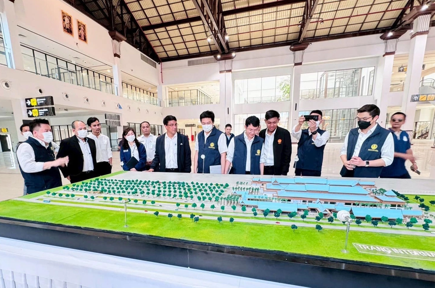 L'opposition surveille de près les dépenses de l'aéroport de Trang.